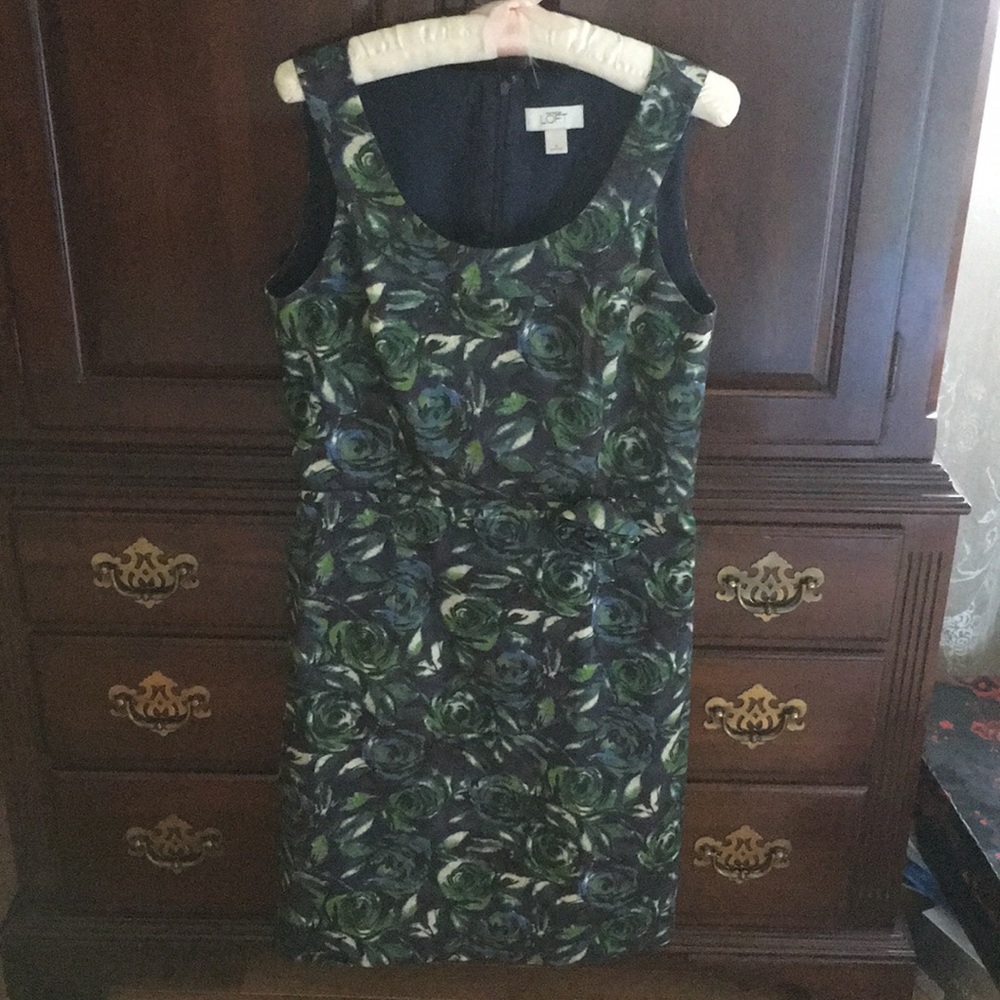 ANN TAYLOR FLORAL DESIGN DRESS - Picture 9 of 12